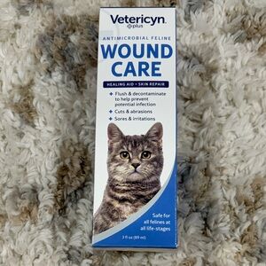 NWT Cat Wound Care Healing Aid - Blue